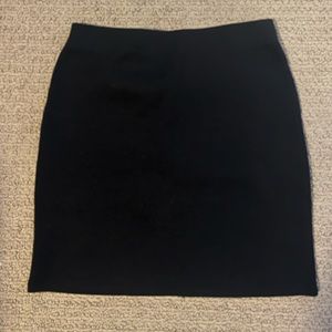 H&M black skirt